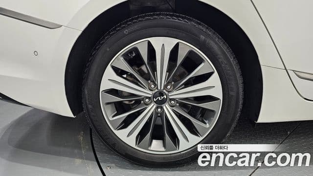 Kia K8 2023 — ფოტო 5/20