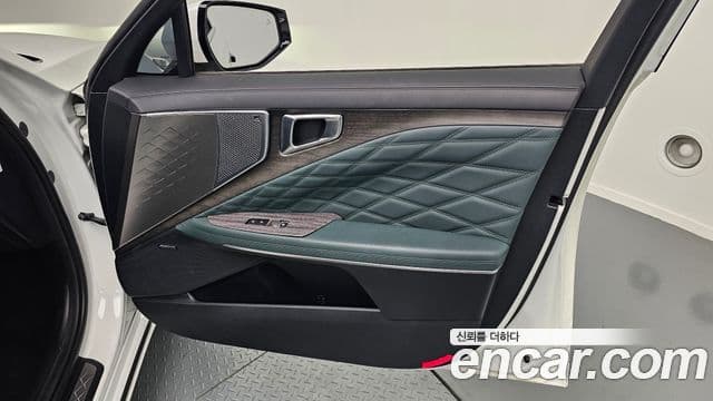 Kia K8 2023 — Photo 29/31
