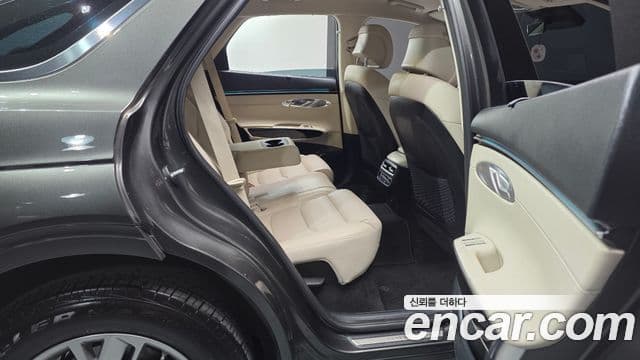 Genesis GV70 2024 — ფოტო 11/20