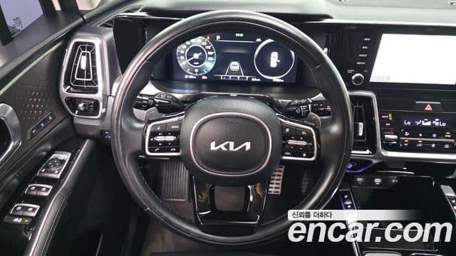 Kia Sorento 2023 — ფოტო 13/20