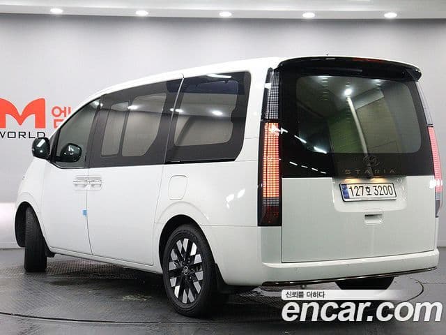 Hyundai Staria 2025 — Şəkil 3/20