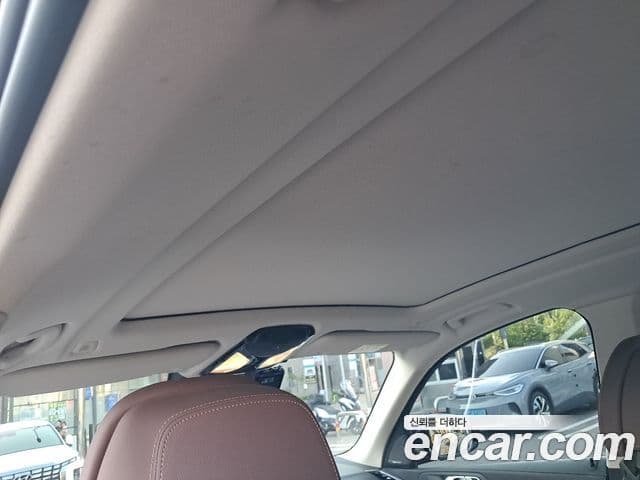 BMW X5 2021 — ფოტო 17/18