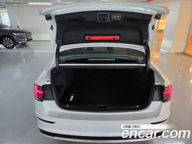 Volvo S90 2026 — Şəkil 18/20