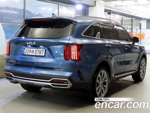 Kia Sorento 2022 — ფოტო 3/20