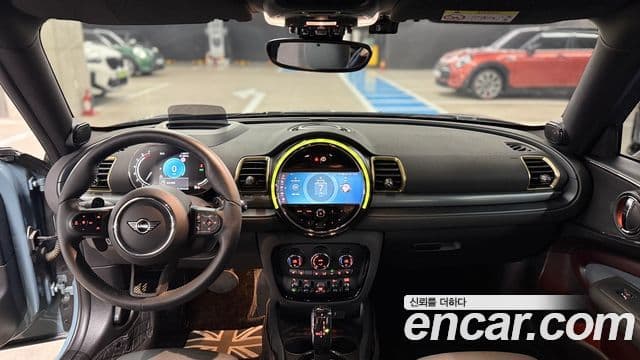 Mini Cooper S Clubman 2024 — Фото 6/20