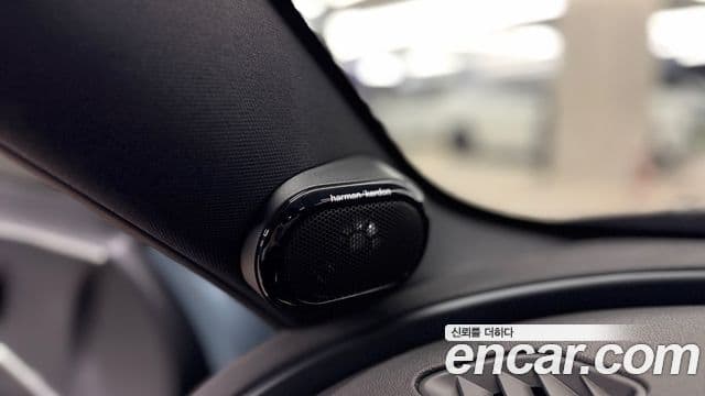 Mini Cooper S Clubman 2024 — Фото 13/20