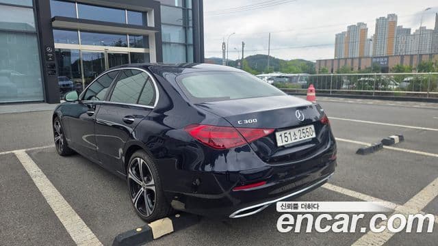 Mercedes-Benz C-Class 2023 — ფოტო 2/5