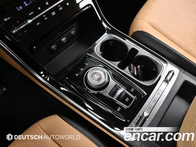 Kia Carnival 2022 — Şəkil 8/20