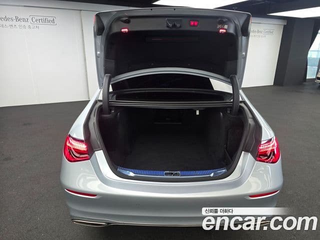 Mercedes-Benz S-Class 2025 — ფოტო 18/18