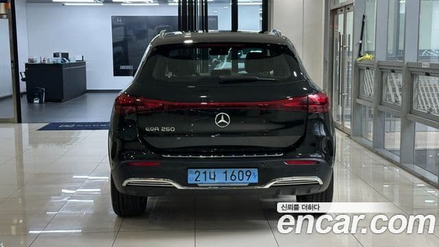 Mercedes-Benz EQA 2025 — ფოტო 20/20