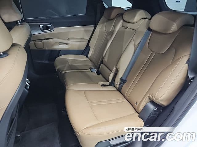 Kia Sorento 2024 — Şəkil 19/20