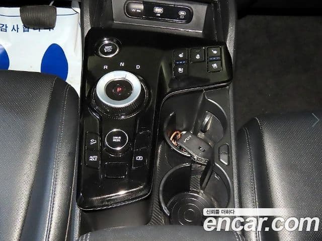 Kia Sportage 2022 — Şəkil 12/20
