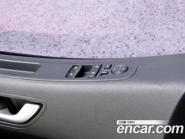 Hyundai Staria 2022 — Фото 10/19