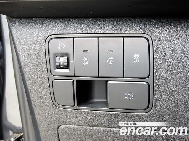 Hyundai Staria 2022 — Фото 11/19