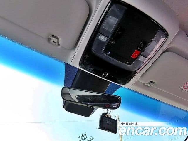 Hyundai Staria 2022 — Фото 15/19