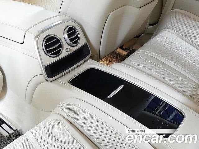 Mercedes-Benz S-Class 2020 — ფოტო 18/20
