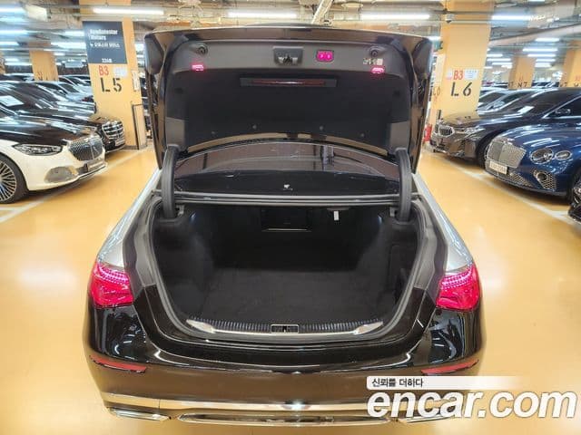 Mercedes-Benz S-Class 2022 — Фото 4/20
