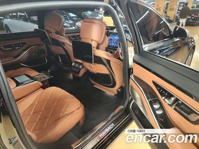 Mercedes-Benz S-Class 2022 — Фото 11/20