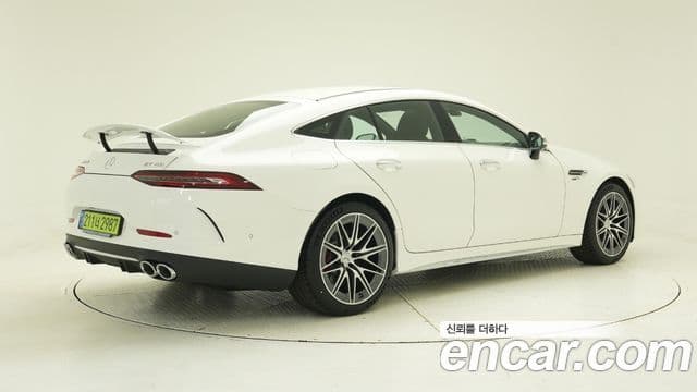 Mercedes-Benz AMG GT 2025 — ფოტო 1/17