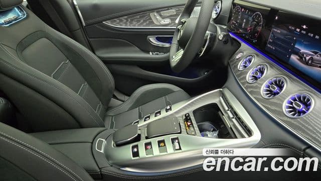Mercedes-Benz AMG GT 2025 — ფოტო 8/17