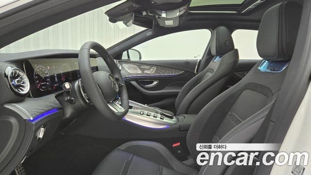 Mercedes-Benz AMG GT 2025 — ფოტო 13/17