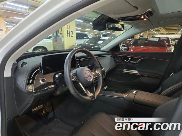 Mercedes-Benz E-Class 2025 — ფოტო 9/20
