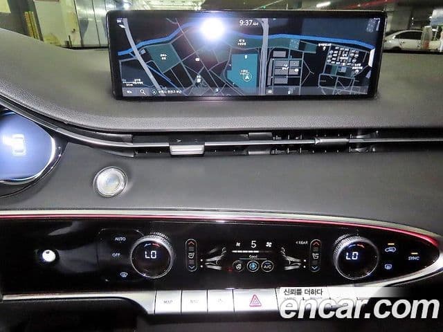 Genesis GV70 2022 — ფოტო 11/20