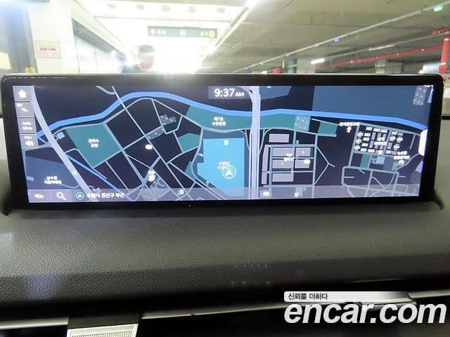 Genesis GV70 2022 — ფოტო 14/20
