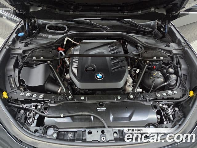 BMW 7 Series 2023 — Photo 8/18