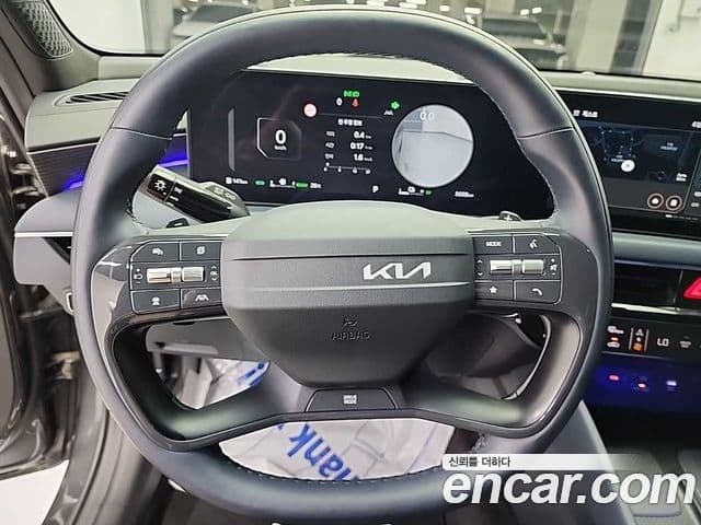 Kia K8 2025 — ფოტო 8/18