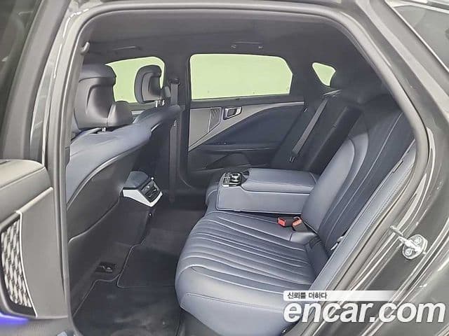 Kia K8 2025 — ფოტო 12/18