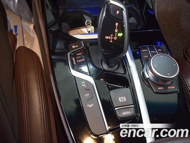 BMW X4 2021 — ფოტო 9/20