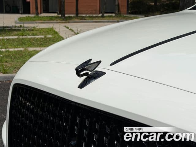 Bentley Flying Spur 2023 — Фото 3/18