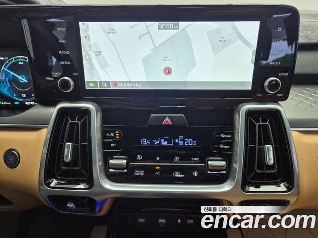 Kia Sorento 2023 — Şəkil 11/20