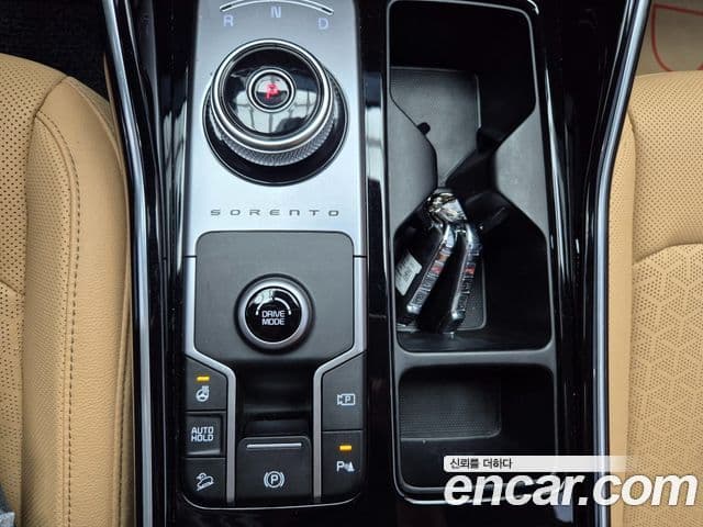 Kia Sorento 2023 — Şəkil 14/20