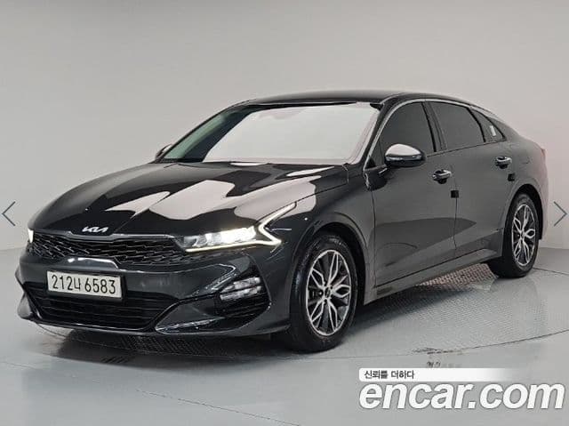 Kia K5 2023 — ფოტო 1/1
