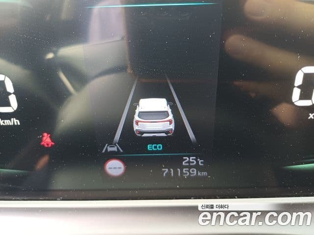 Kia Seltos 2022 — ფოტო 7/20