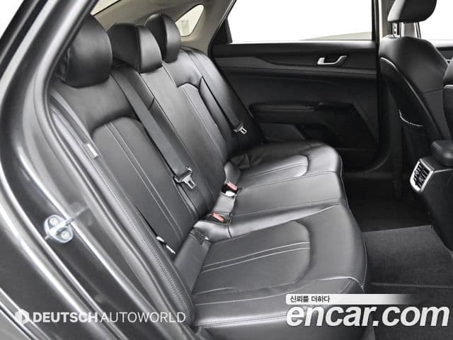 Kia K5 2022 — Şəkil 11/20