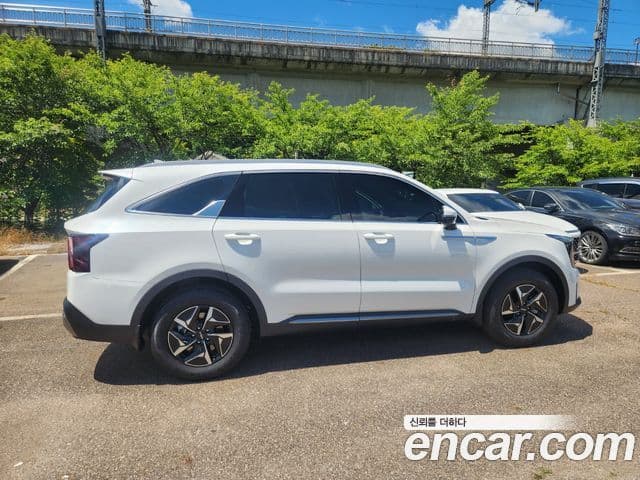 Kia Sorento 2025 — Şəkil 10/20