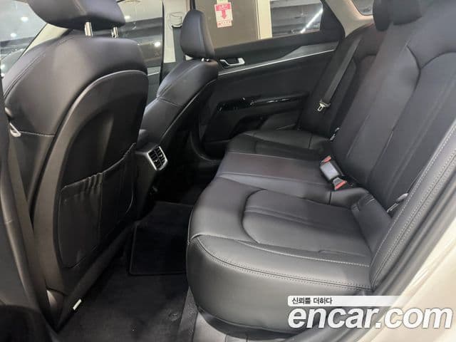 Kia K5 2026 — Şəkil 9/16