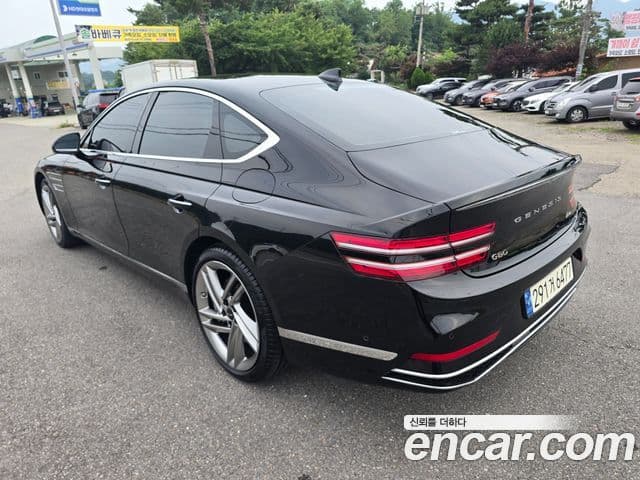Genesis G80 2024 — Photo 17/20