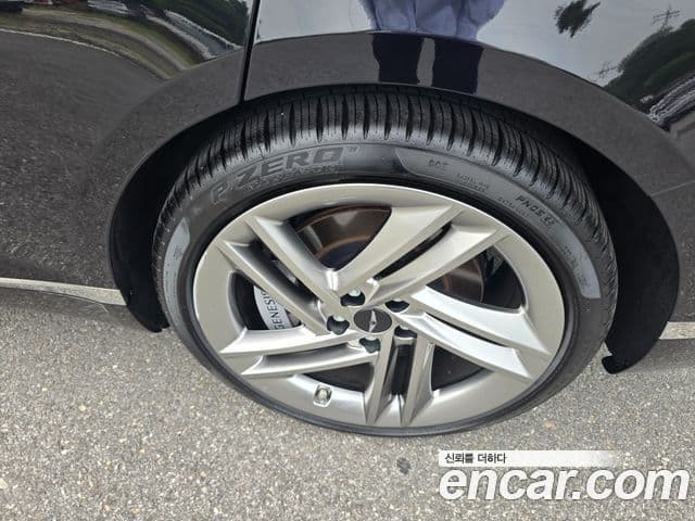 Genesis G80 2024 — Photo 6/20