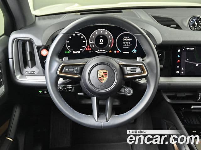 Porsche Cayenne 2024 — Photo 12/20