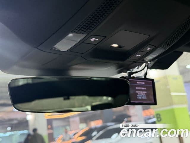 Porsche Taycan 2021 — ფოტო 11/20