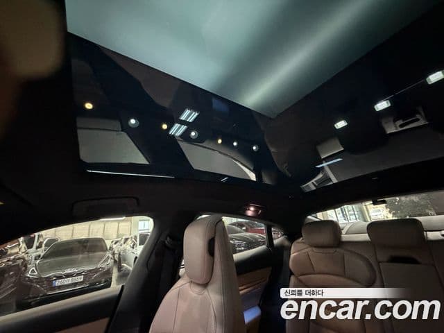 Porsche Taycan 2021 — ფოტო 20/20