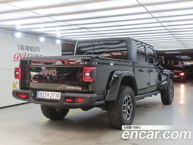 Jeep Gladiator 2025 — ფოტო 3/20