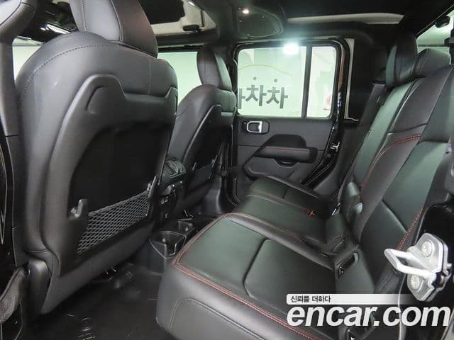 Jeep Gladiator 2025 — ფოტო 5/20