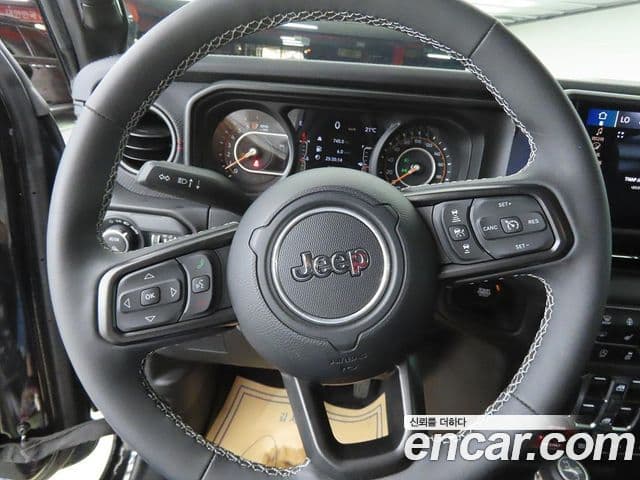 Jeep Gladiator 2025 — ფოტო 6/20