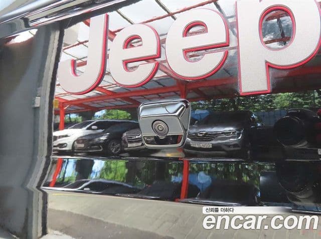 Jeep Gladiator 2025 — ფოტო 18/20