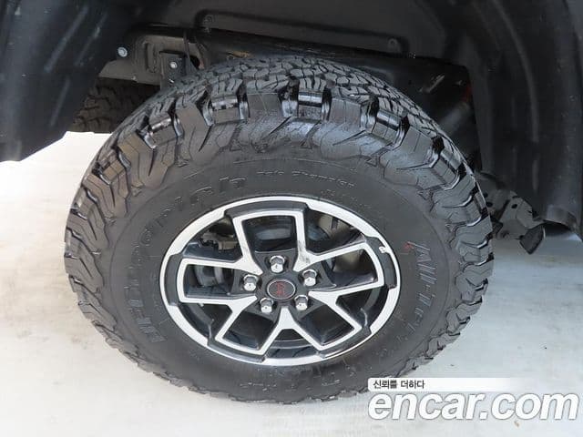Jeep Gladiator 2025 — ფოტო 20/20